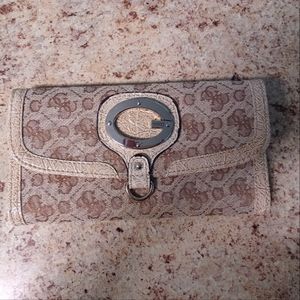 Guess wallet